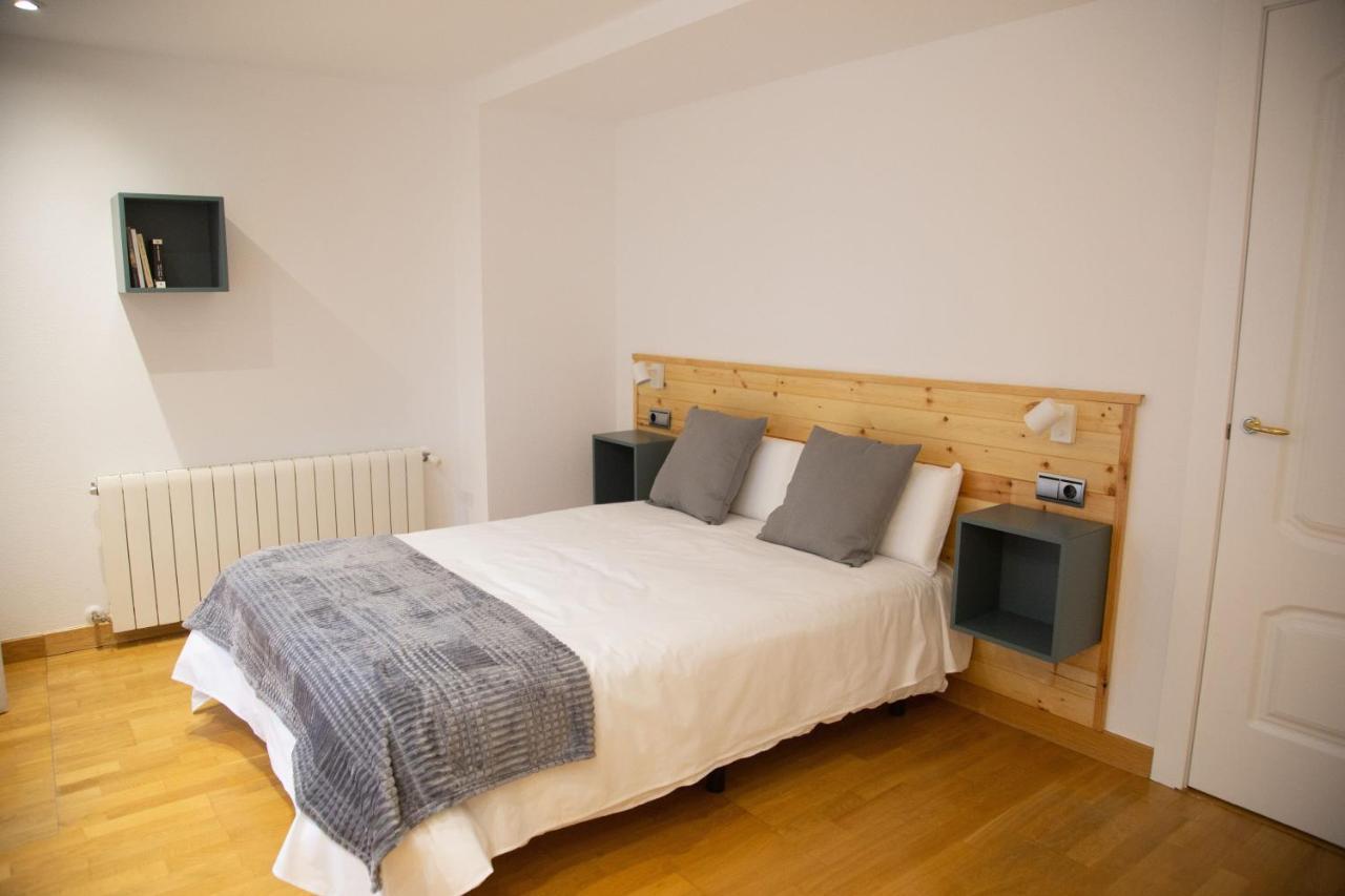 Elizabeth Towers Apartment Almansa Bagian luar foto