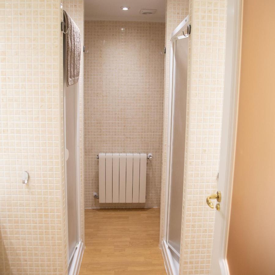 Elizabeth Towers Apartment Almansa Bagian luar foto