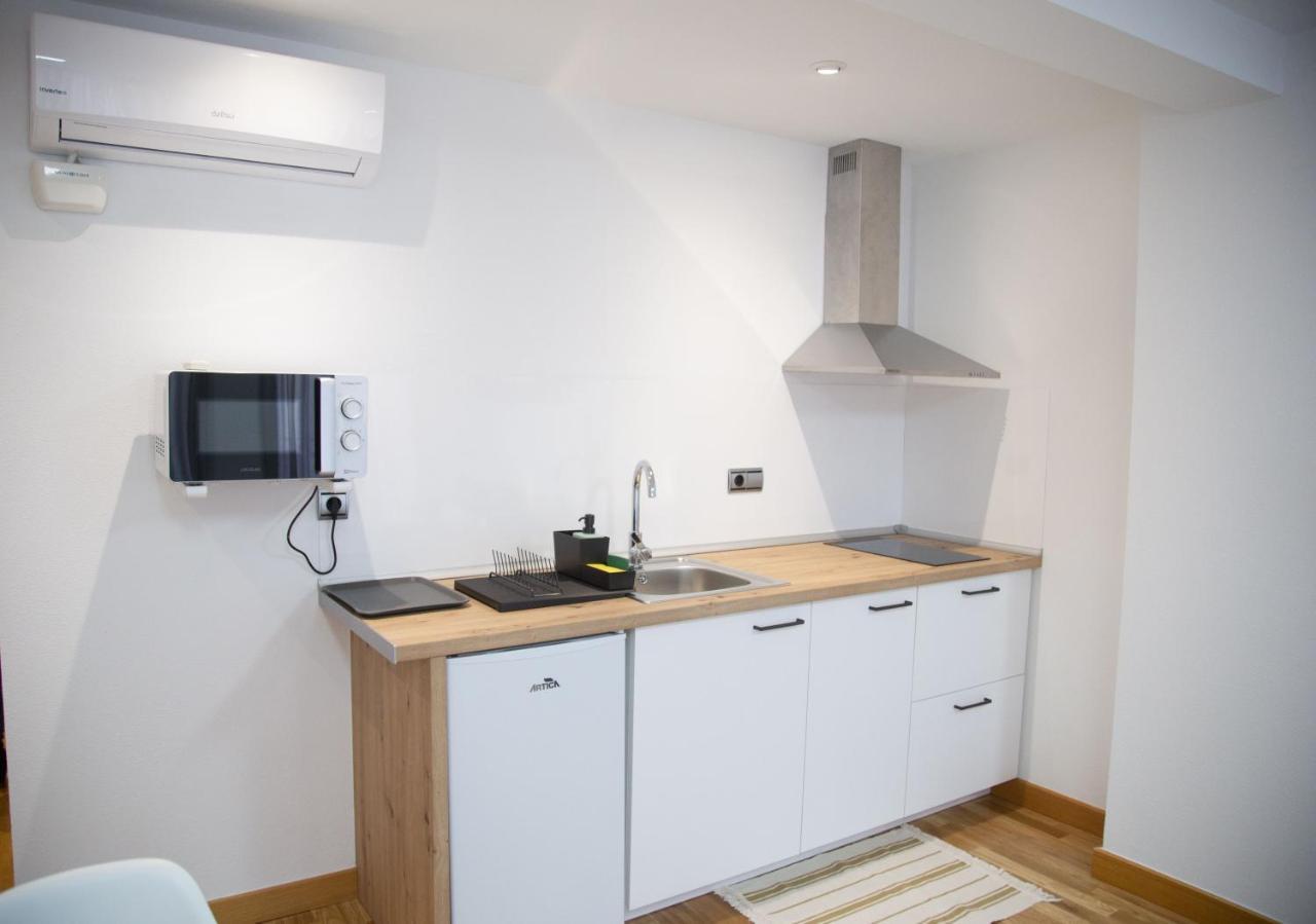 Elizabeth Towers Apartment Almansa Bagian luar foto